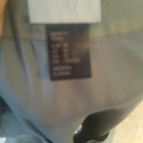 H&M Modern Classic  Mini Dress, Sage Gray,  Size 10 - Picture 7 of 9